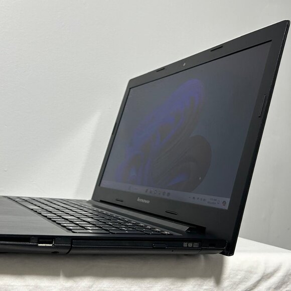 Lenovo G500S Laptop - Intel Core i5 | 128GB SSD | 4GB RAM | Windows 11 Pro - Picture 2 of 8